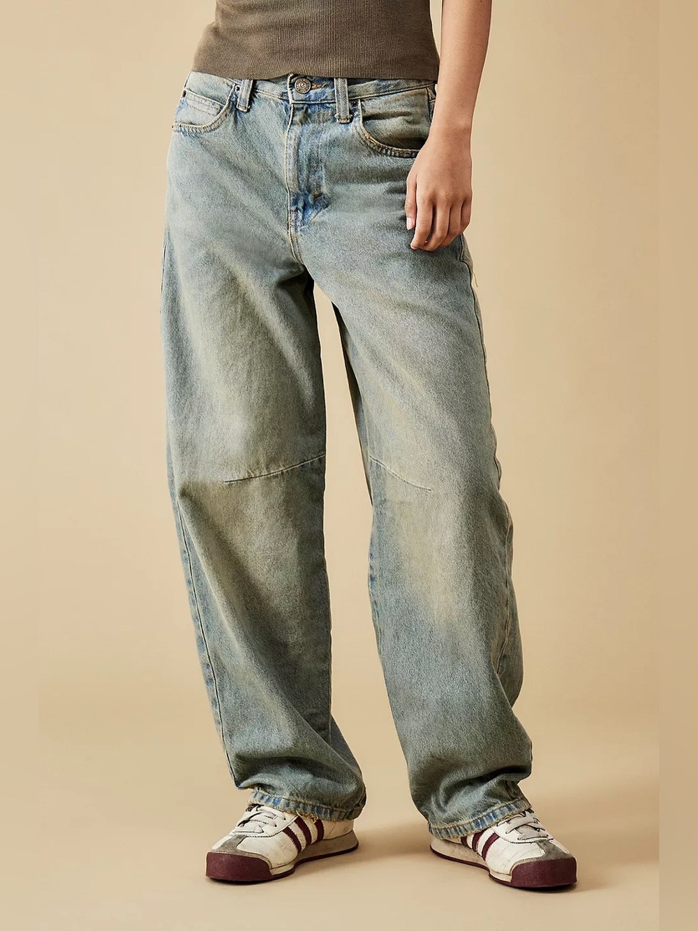 BDG Logan Boyfriend Extreme Vintage Jeans